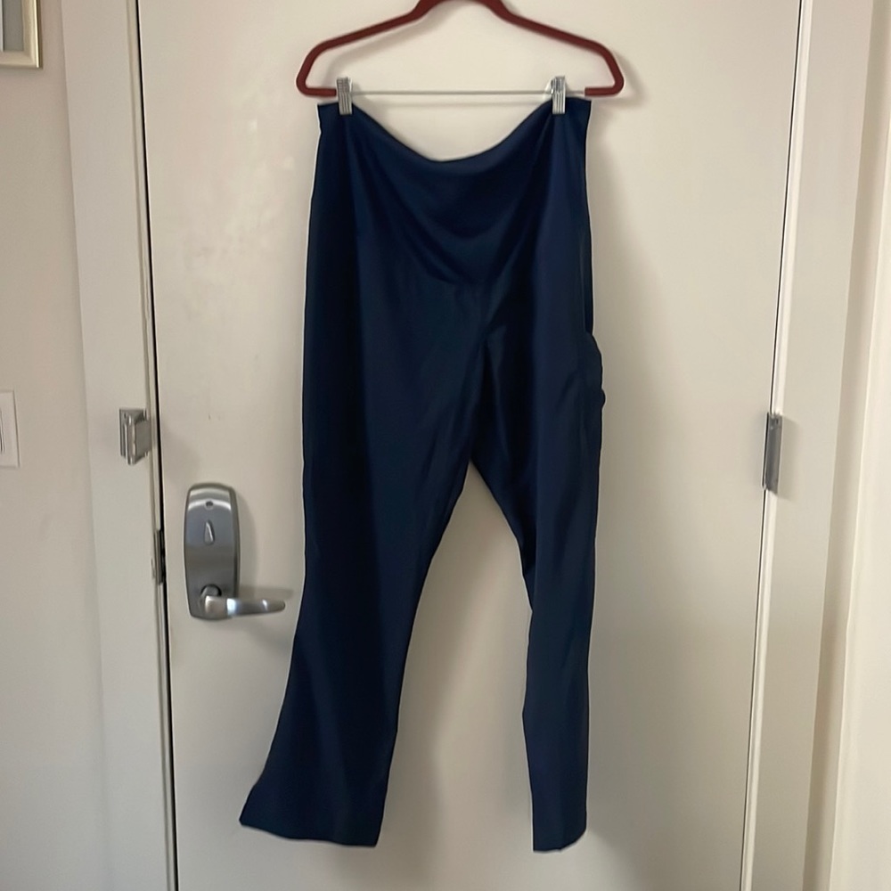 Med Couture Navy women’s maternity scrubs